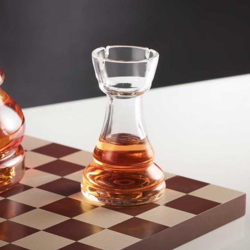 Chess Gift Decanter Set by The Wine Savant - Queen Chess Decanter 750ml 12" H With 4 Rook Shot Glasses 4oz - Queen's Gambit, Chess Player Gifts, Whiskey, Wine Lovers Gifts for Dad, Him, Her, Men