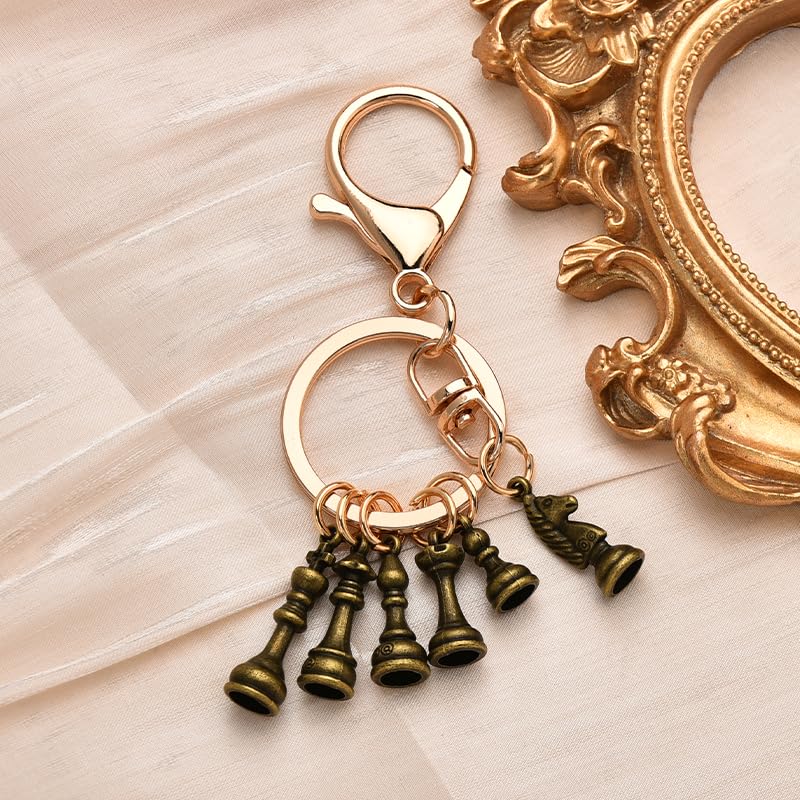 Chess Gifts Keychain for Men Women Birthday Gifts for Kids Son Daughter Chess Players Keychains for Car Keys Purse Backpack Accessories