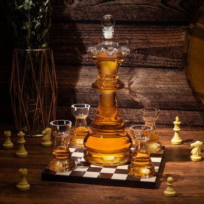 Chess Gift Decanter Set by The Wine Savant - Queen Chess Decanter 750ml 12" H With 4 Rook Shot Glasses 4oz - Queen's Gambit, Chess Player Gifts, Whiskey, Wine Lovers Gifts for Dad, Him, Her, Men